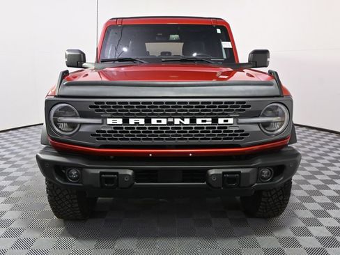 Used 2022 Ford Bronco Badlands image 10