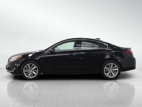 Used 2017 Buick Regal Premium w/ Driver Confidence Package #1 image 2