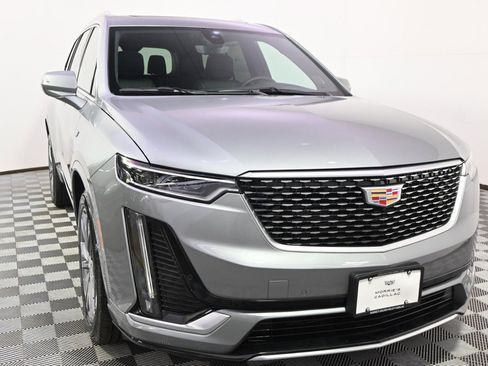 New 2025 Cadillac XT6 Premium Luxury w/ Technology Package image 9