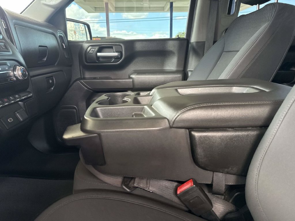 Used 2020 GMC Sierra 1500 2WD Crew Cab w/ Sierra Value Package image 29