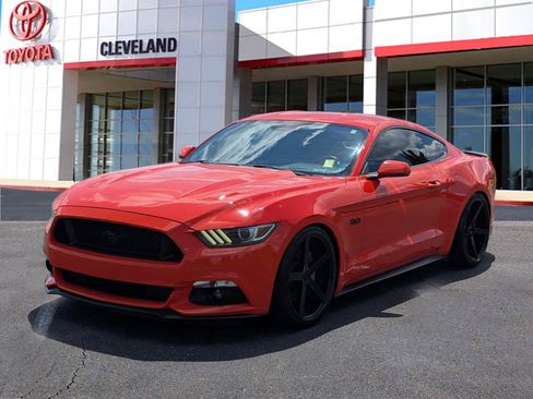 Used 2016 Ford Mustang GT Premium w/ Equipment Group 401A RWD image 4