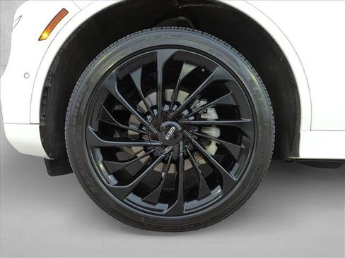 Used 2022 Lincoln Aviator Reserve w/ Equipment Group 201A AWD/4WD image 25