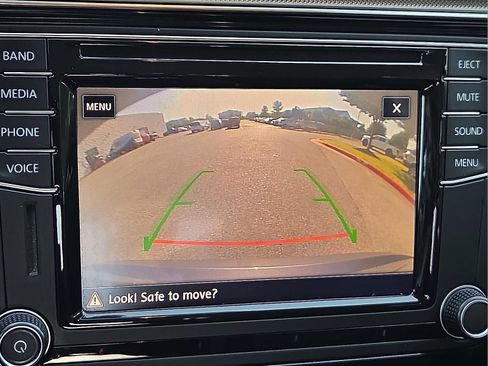Used 2017 Volkswagen Passat 1.8T R-Line FWD image 16