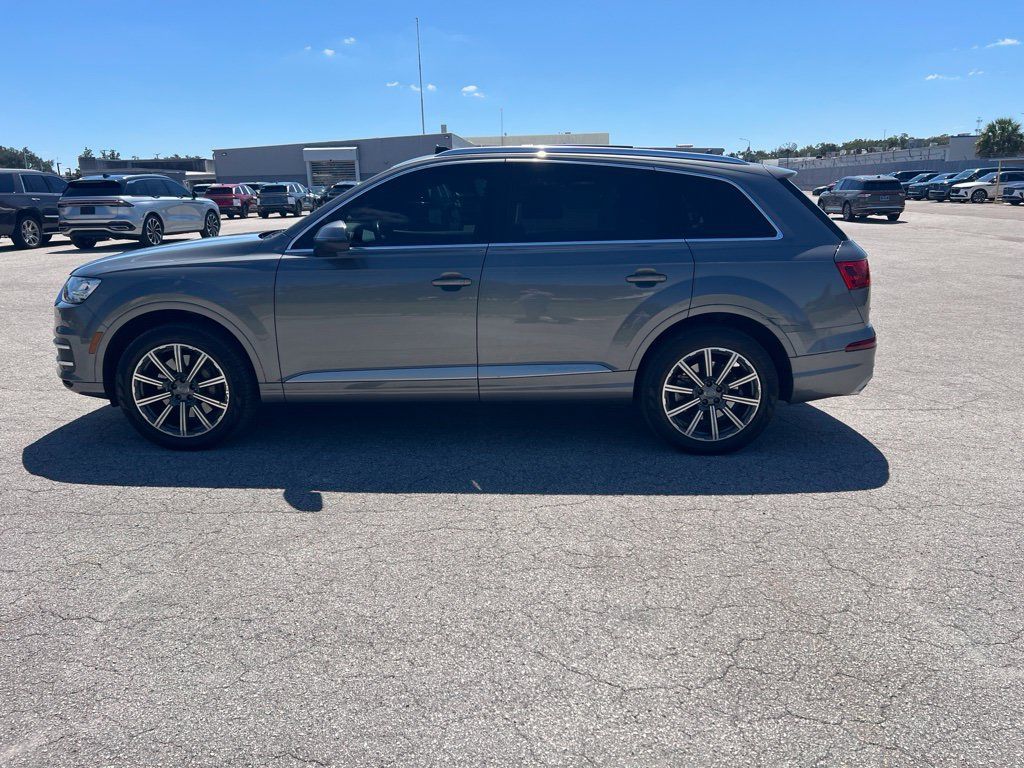 Used 2018 Audi Q7 2.0T Premium Plus w/ Premium Plus Package AWD/4WD image 6
