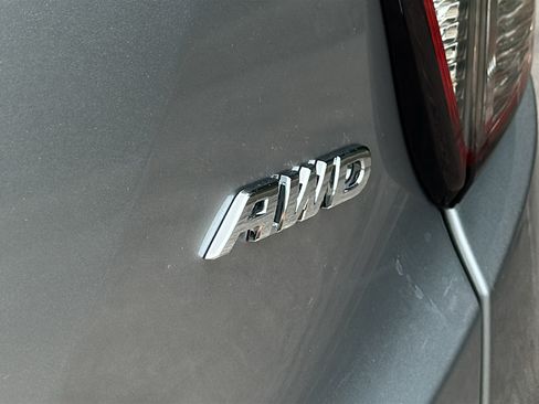 Used 2019 Honda HR-V EX image 11