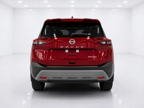 Used 2023 Nissan Rogue SV AWD/4WD image 4