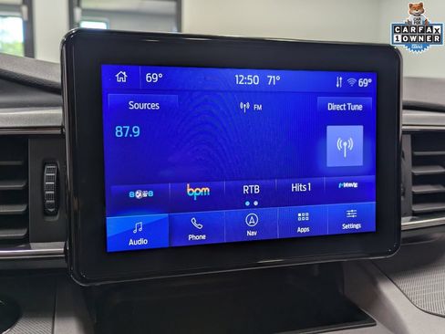 Used 2023 Ford Explorer XLT w/ Equipment Group 202A AWD/4WD image 13