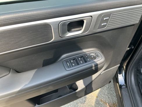 Used 2024 Hyundai Santa Fe Limited image 15