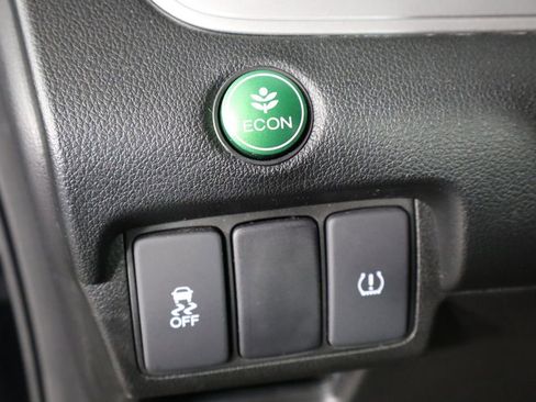 Used 2015 Honda CR-V LX image 15