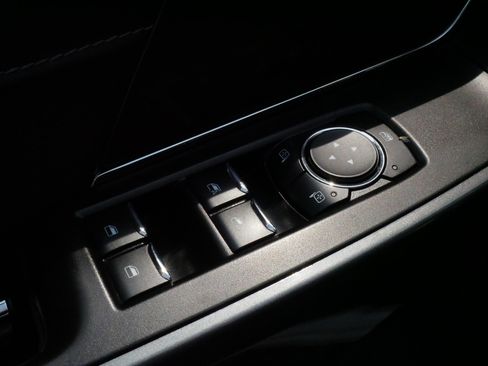 Used 2023 Ford F150 XLT AWD/4WD image 19