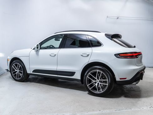 Certified 2026 Porsche Macan image 2