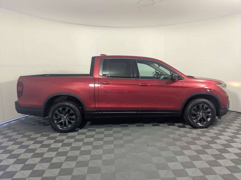 Used 2022 Honda Ridgeline Sport image 4