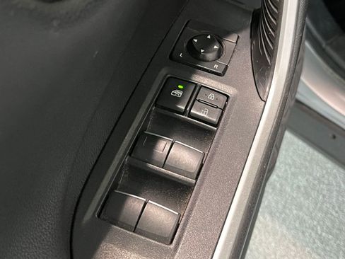 Used 2020 Toyota RAV4 XSE AWD/4WD image 34
