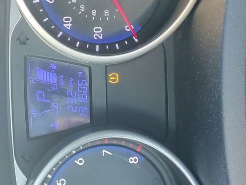 Used 2015 Hyundai Tucson SE image 16