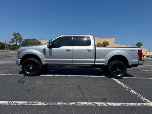 Used 2020 Ford F250 Platinum w/ Tremor Off-Road Package AWD/4WD image 9