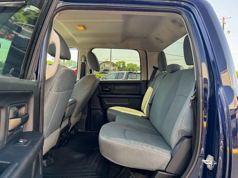 Used 2017 RAM 3500 Tradesman w/ Chrome Appearance Group AWD/4WD image 21