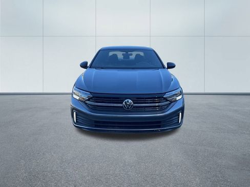 Used 2023 Volkswagen Jetta Sport image 3