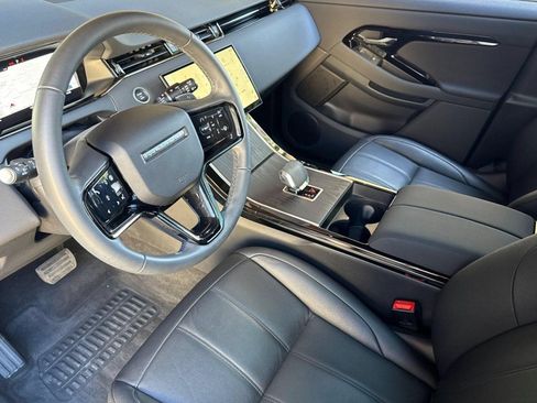 Used 2024 Land Rover Range Rover Evoque S AWD/4WD image 4
