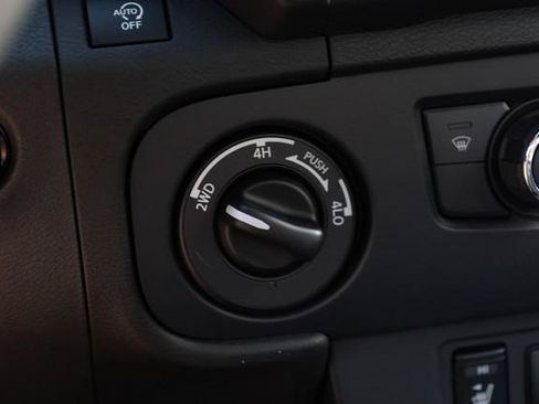 New 2026 Nissan Frontier PRO-4X w/ Tow Package AWD/4WD image 14