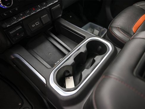 Used 2021 GMC Sierra 1500 AT4 w/ AT4 Preferred Package image 23