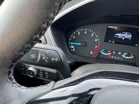 Used 2022 Ford Escape SEL image 20