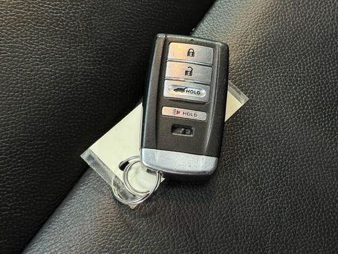 Used 2017 Acura MDX SH-AWD image 42