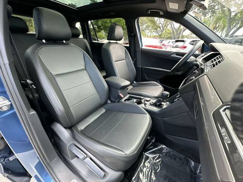 Used 2019 Volkswagen Tiguan SEL R-Line AWD/4WD image 26