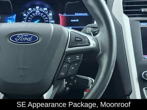 Used 2016 Ford Fusion SE FWD image 27