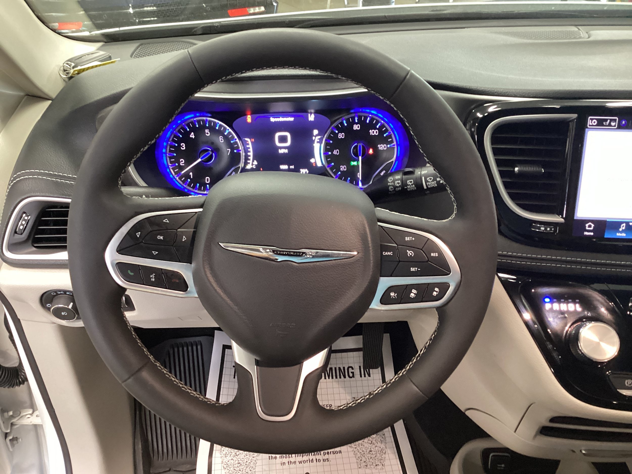 Used 2024 Chrysler Pacifica Touring-L w/ Road Tripper Package FWD image 19