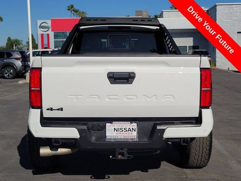 Used 2024 Toyota Tacoma TRD Off-Road w/ TRD Off Road Upgrade Package AWD/4WD image 38