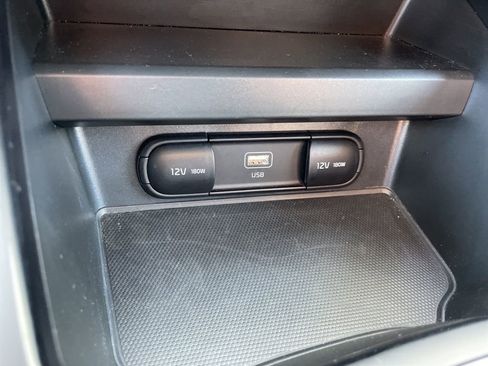 Used 2025 Kia Soul LX w/ LX Technology Package image 19