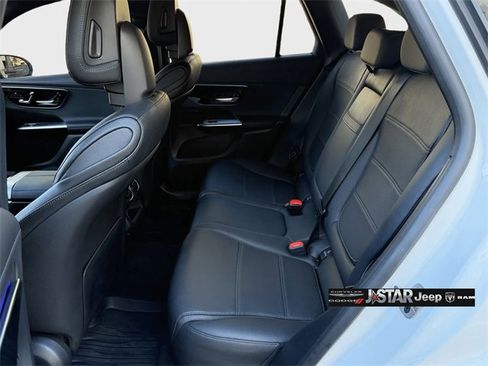 Used 2024 Mercedes-Benz GLC 300 GLC 300 image 13