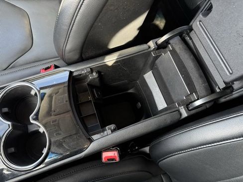 Certified 2018 Ford Edge Titanium w/ Equipment Group 302A image 20