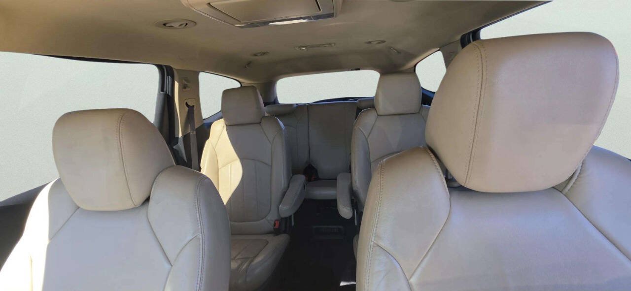 Used 2012 Chevrolet Traverse LTZ w/ LPO, 'HIT The Road' Package AWD/4WD image 10