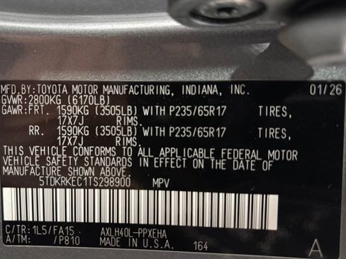 Used 2026 Toyota Sienna LE FWD image 11