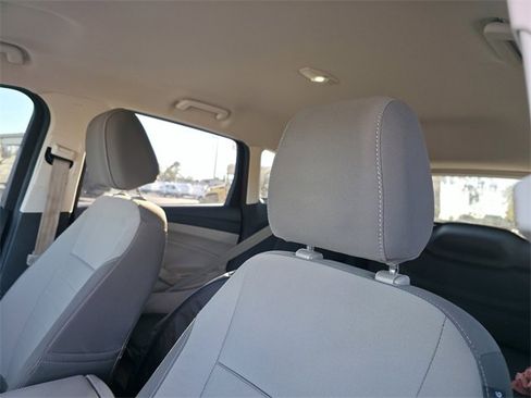 Used 2014 Ford Escape SE image 12