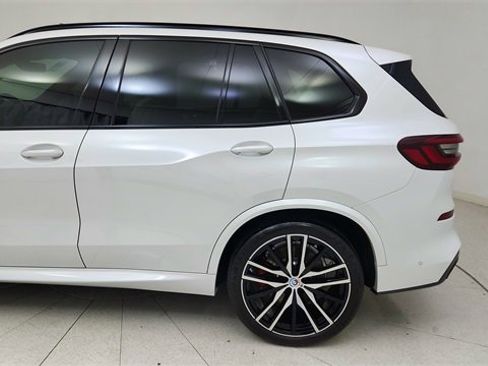 Used 2023 BMW X5 M50i w/ Executive Package image 10