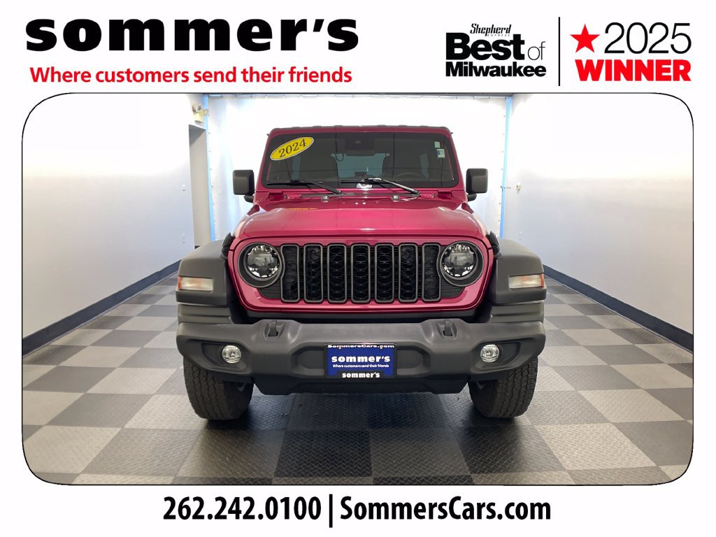 Used 2024 Jeep Wrangler Unlimited Sport AWD/4WD image 2