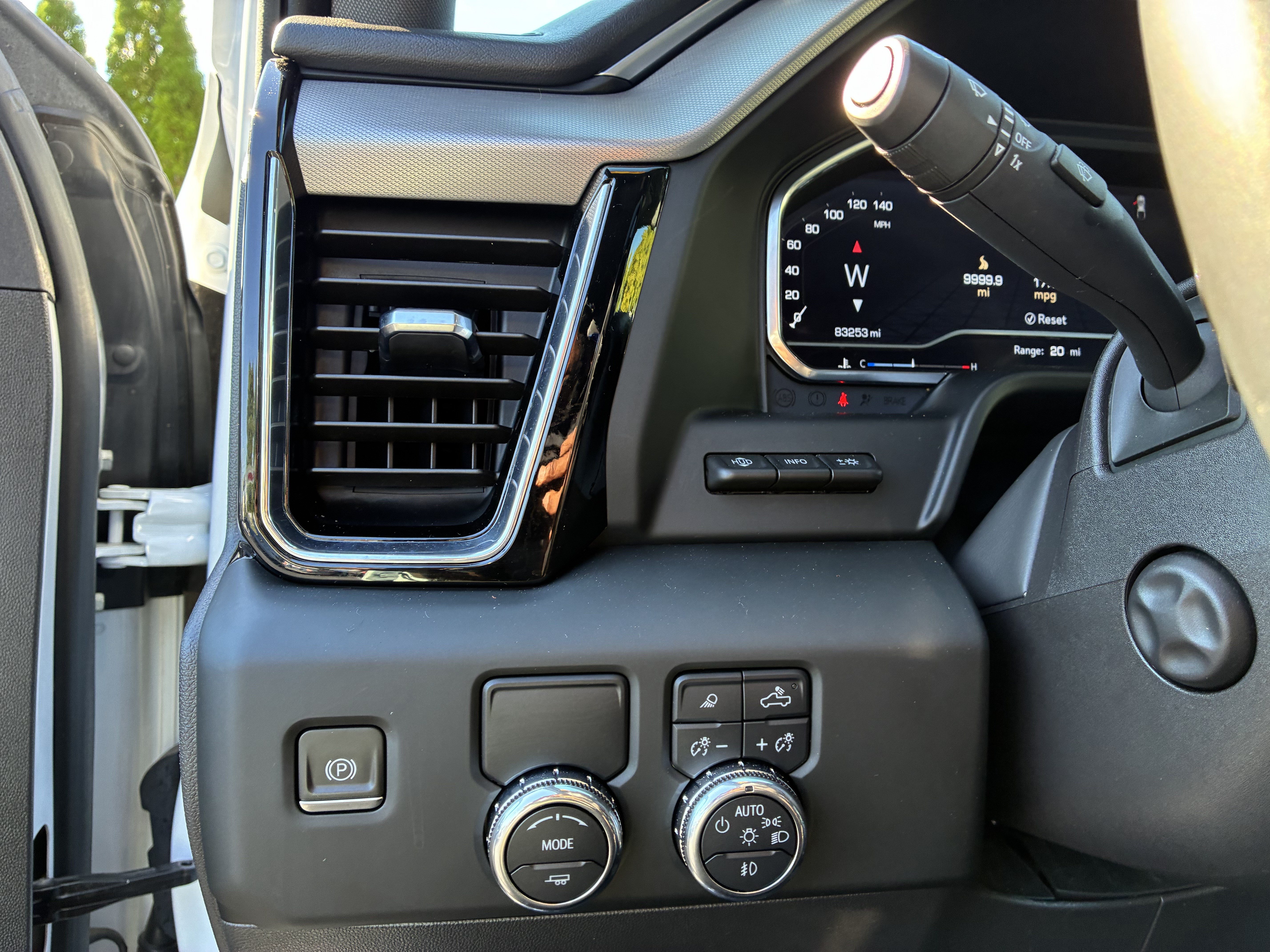 Used 2024 GMC Sierra 1500 Denali w/ Denali Reserve Package RWD image 28