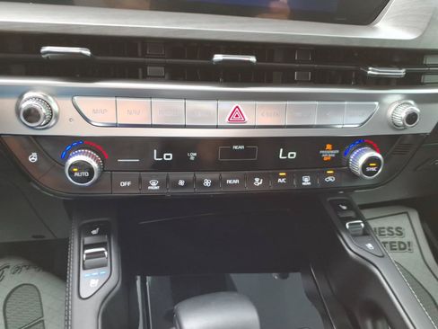 Used 2025 Kia Telluride EX X-Line AWD/4WD image 15