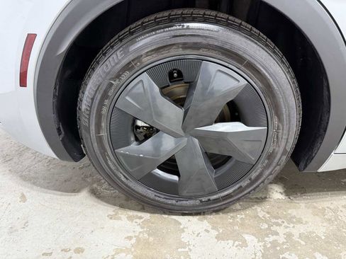 Used 2023 Toyota Prius LE w/ Protection Package #3 (TMS) AWD/4WD image 7