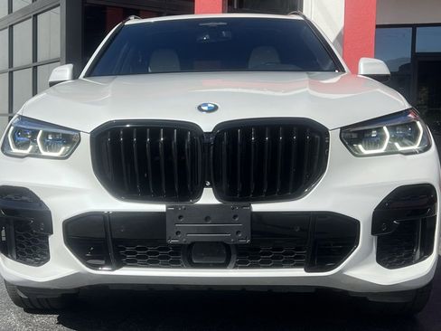 Used 2023 BMW X5 M50i w/ Executive Package image 13