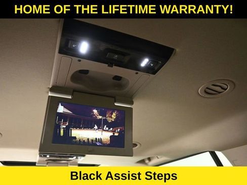 Used 2017 Chevrolet Suburban Premier AWD/4WD image 45