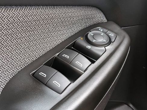 Used 2024 Chevrolet TrailBlazer LT image 28