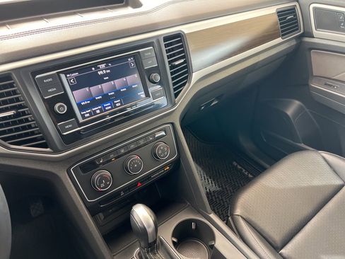Used 2022 Volkswagen Atlas SE image 18
