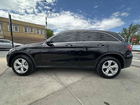 Used 2017 Mercedes-Benz GLC 300 4MATIC w/ Premium 1 Package image 8