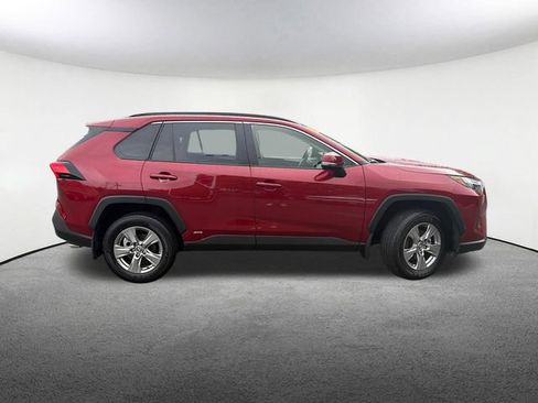 Used 2025 Toyota RAV4 LE AWD/4WD image 15