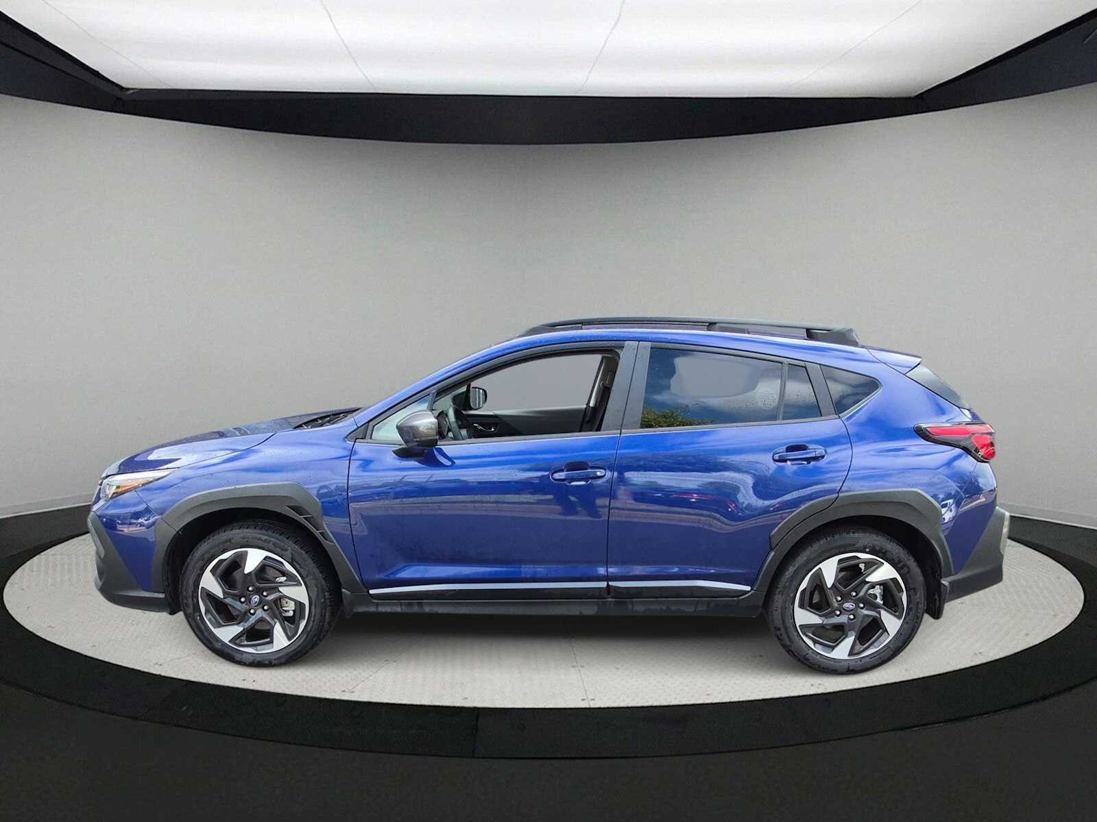 Used 2026 Subaru Crosstrek 2.5i Limited AWD/4WD image 5