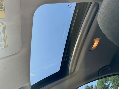 Used 2016 Honda HR-V EX image 15