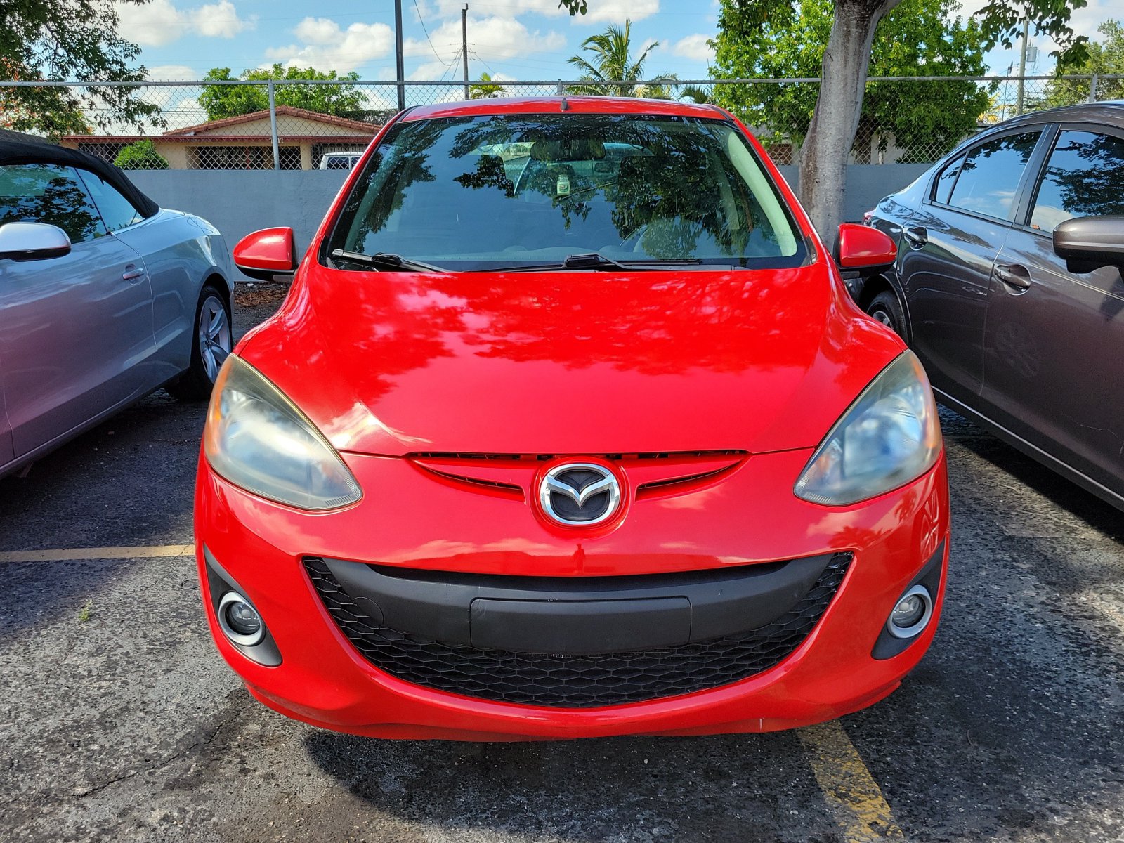 Used 2012 MAZDA MAZDA2 Touring FWD image 2